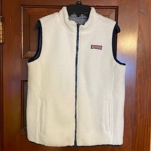 Girls Vineyard Vines reversible Sherpa vest
